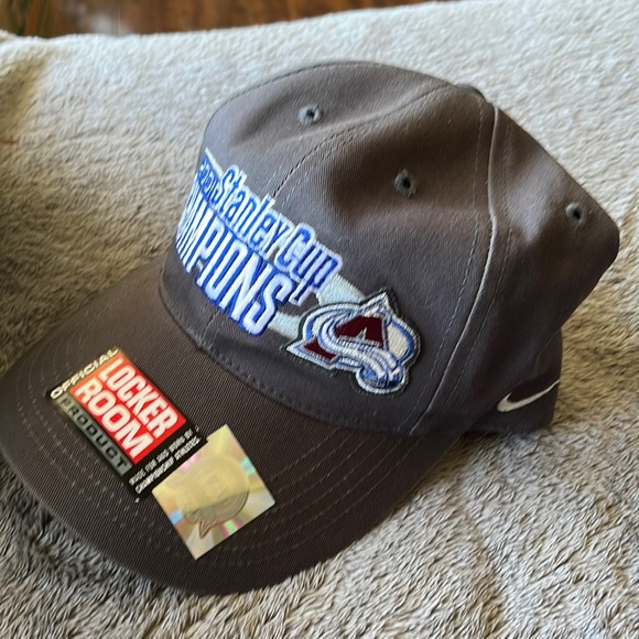 Nike Other - 2001 Stanley cup champions Colorado avalanche cap